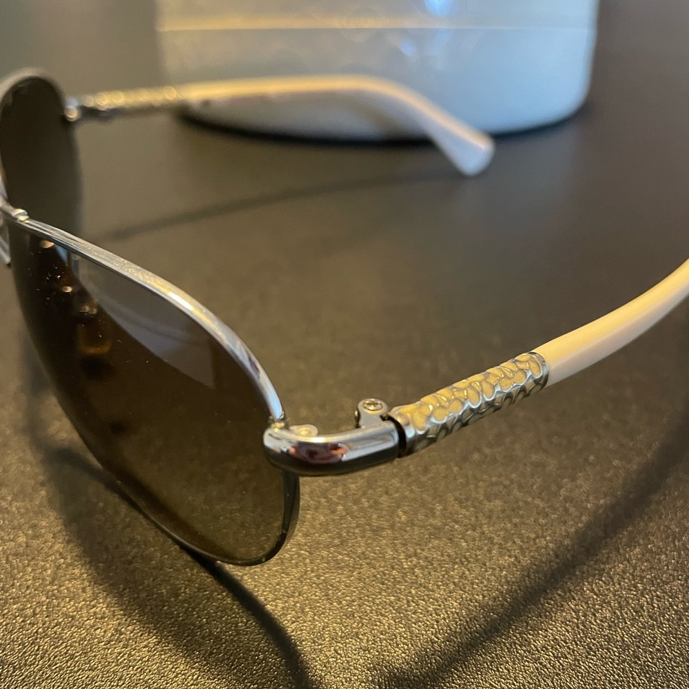 Coach signature aviator sunglasses